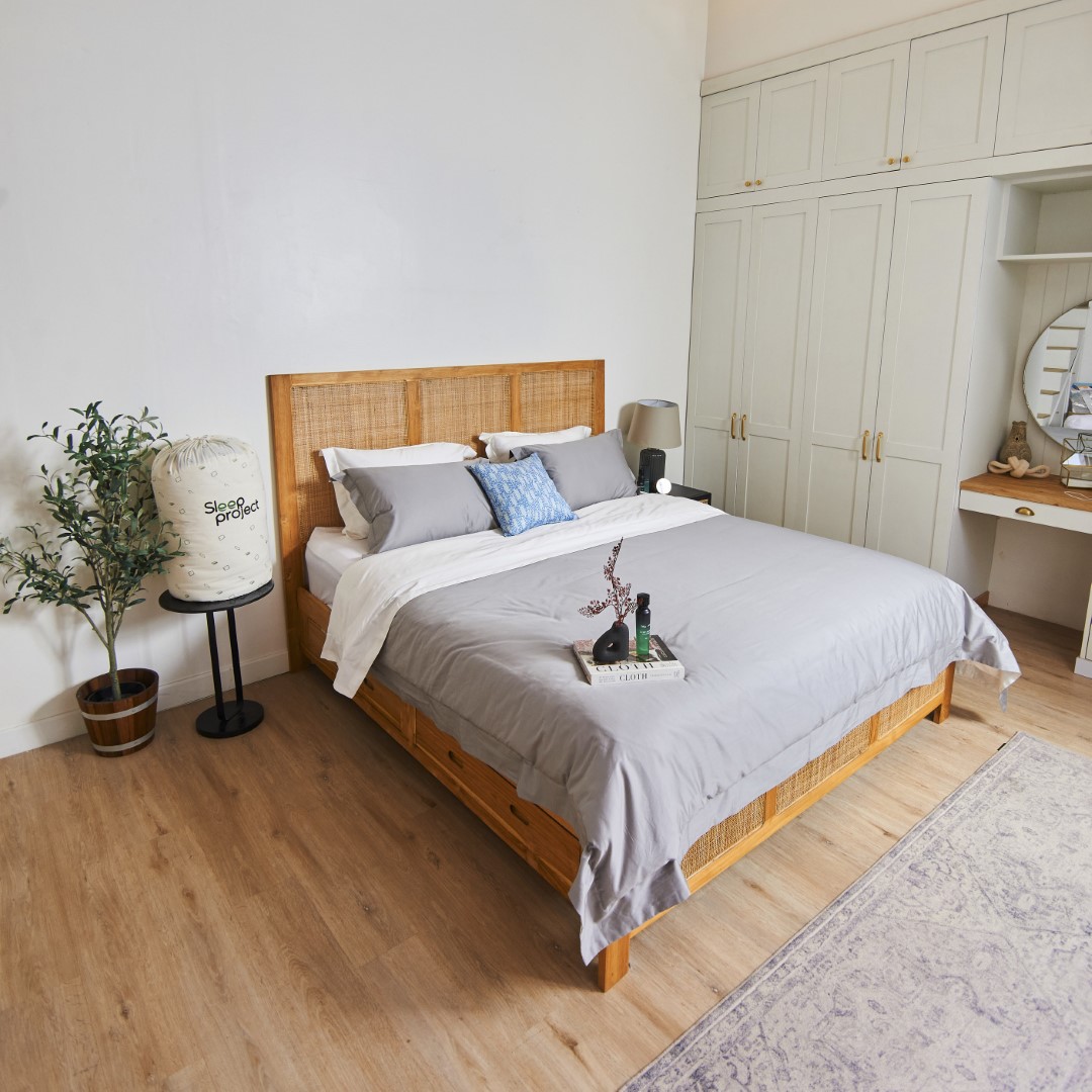 Dark Grey & White Plain Premium Cotton Bedding Set Sleep Project