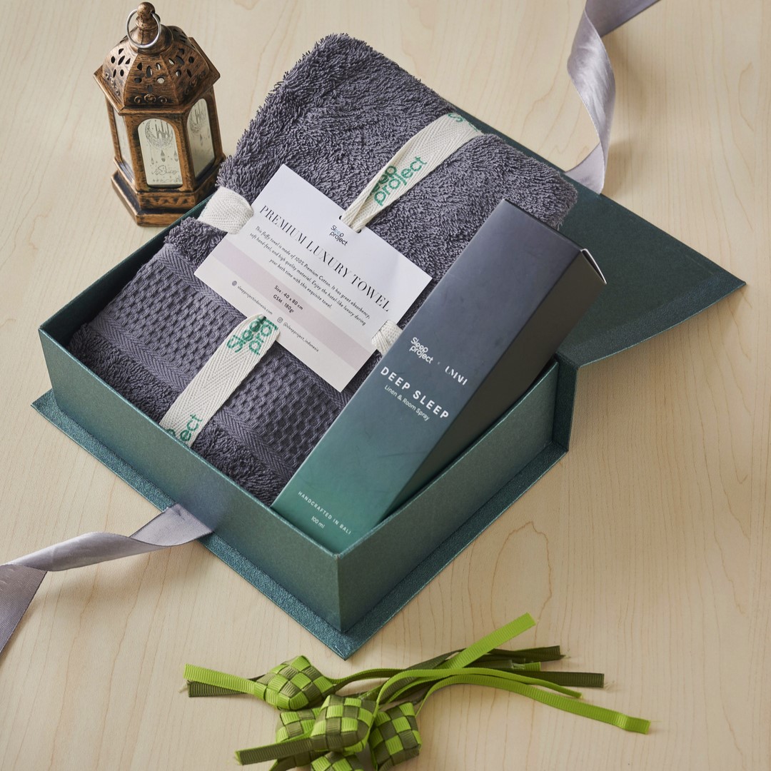 Ramadan Hampers Gift Set 9 (Hand Towel & Linen Spray) Sleep Project Indonesia